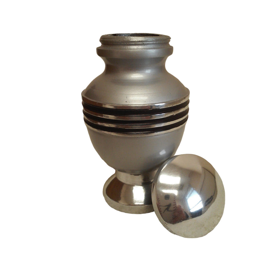 Mason's 3-Ring Aluminum Cremation Urn Shown with Solid 3D Metal Medallion - 435